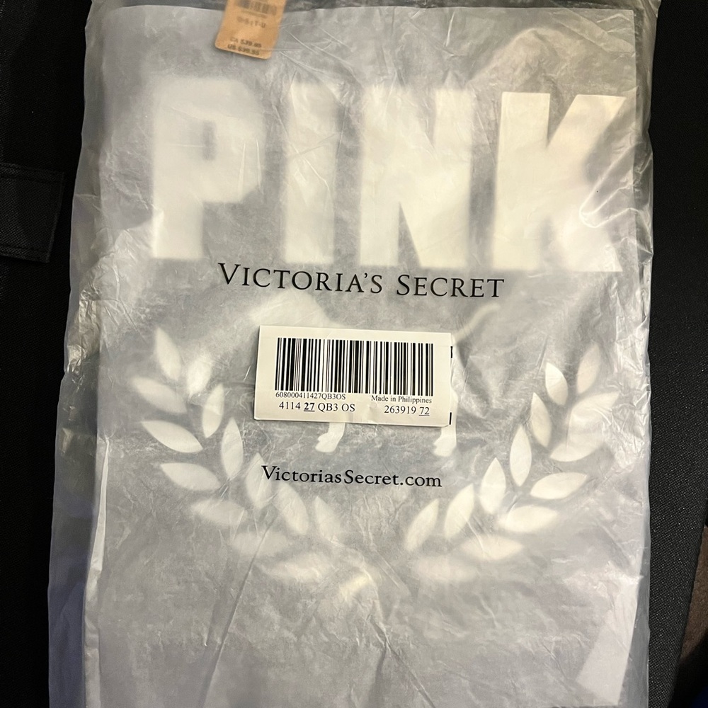NWT PINK WEEKENDER BAG - Picture 2 of 3
